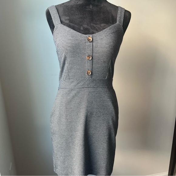 Abercrombie & Fitch Dress - Picture 2 of 7